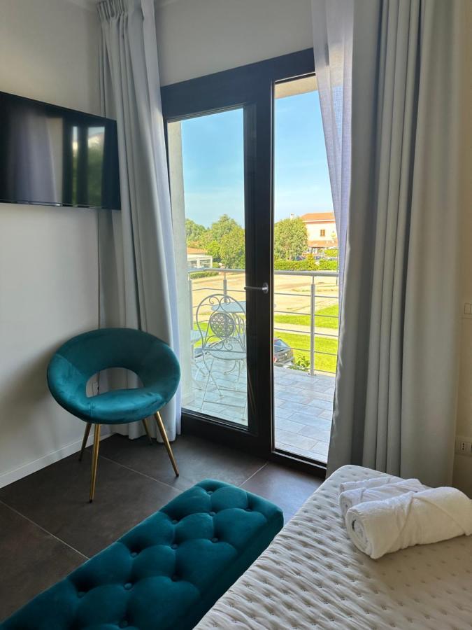 Karasole Hotel San Teodoro  Eksteriør billede
