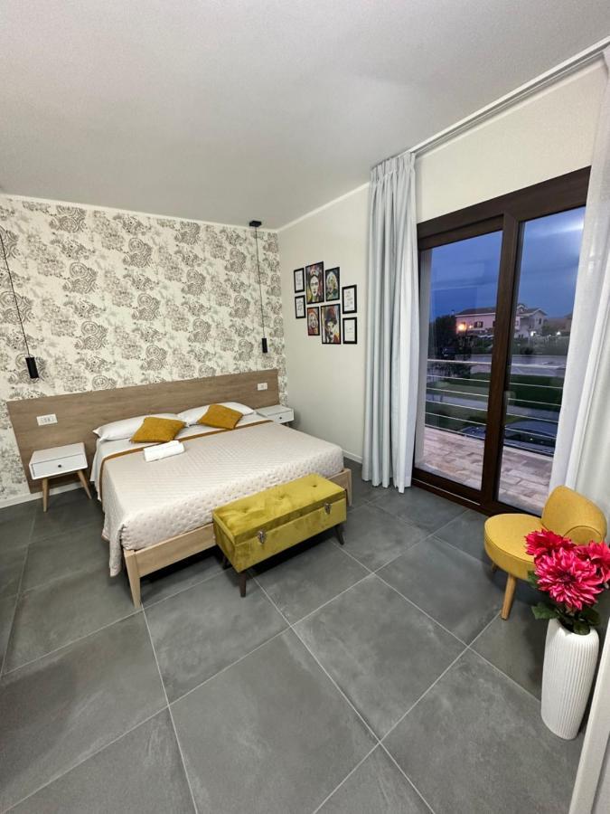 Karasole Hotel San Teodoro  Eksteriør billede
